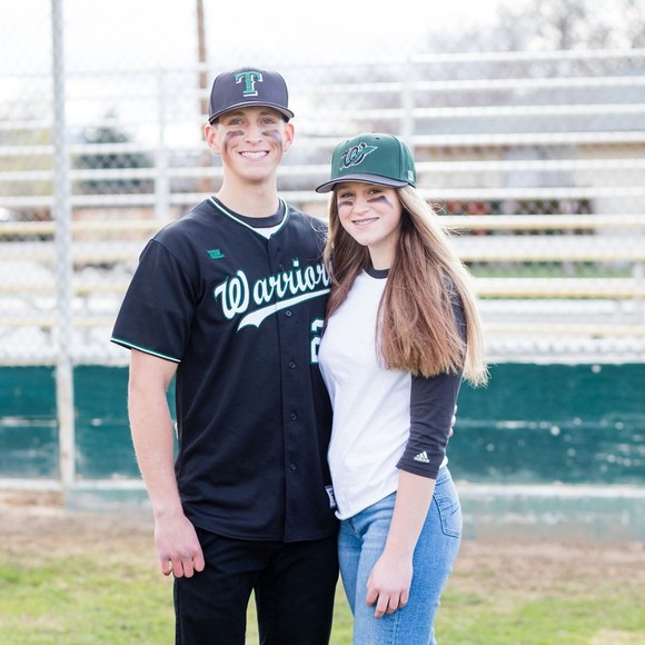 Meet your Posher, Amanda - Picture 1 of 1